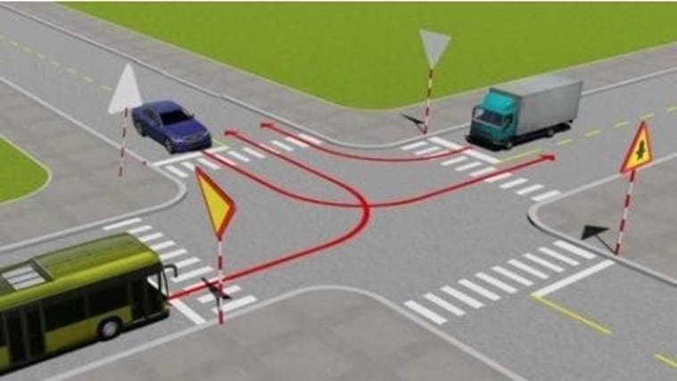 Bộ 600 Câu Hỏi Sát Hạch Lái Xe Cơ Giới Đường Bộ 42 Câu 496. Theo hướng mũi tên, xe nào phải nhường đường đi cuối cùng qua nơi giao nhau này?