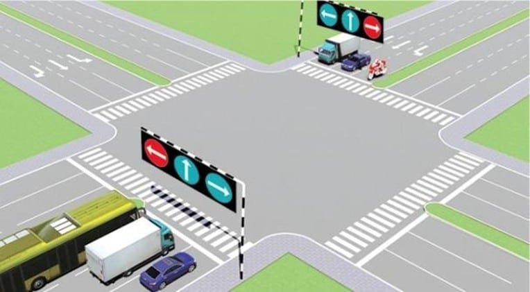 Bộ 600 Câu Hỏi Sát Hạch Lái Xe Cơ Giới Đường Bộ 46 Câu 500. Theo tín hiệu đèn, xe nào đi là đúng quy tắc giao thông?